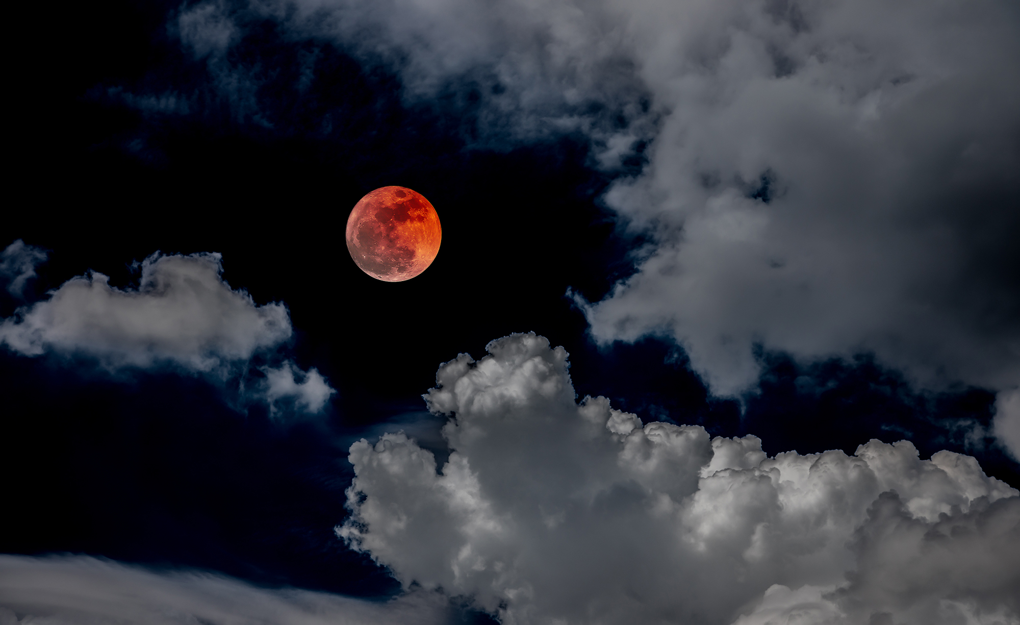 How to shoot the Moon Australian Geographic