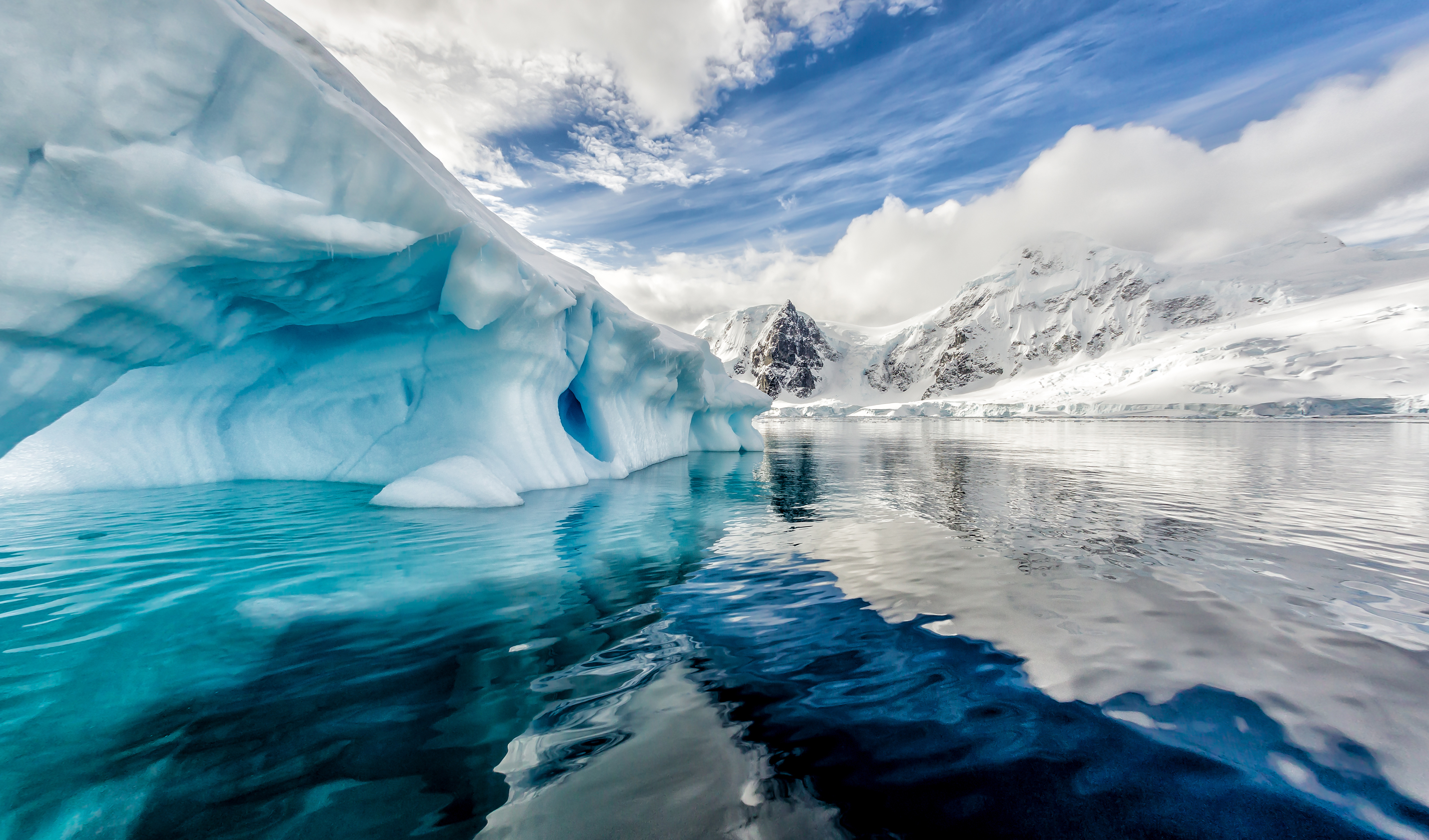 Biến đổi khí hậu khiến băng ở Greenland tan nhanh nhất trong lịch sử