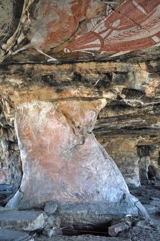 35,000-year-old stone axe found Australia - Australian Geographic