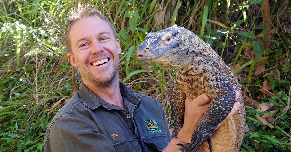 Australian Reptile Park gets Deadly & Dangerous Australian Geographic