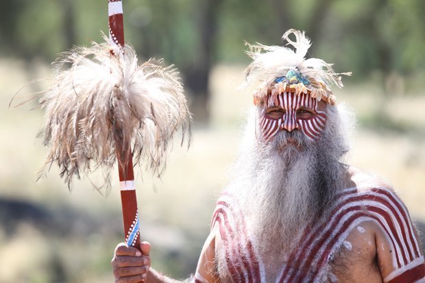 peber kuffert Udstråle Aboriginal river dance performed - Australian Geographic