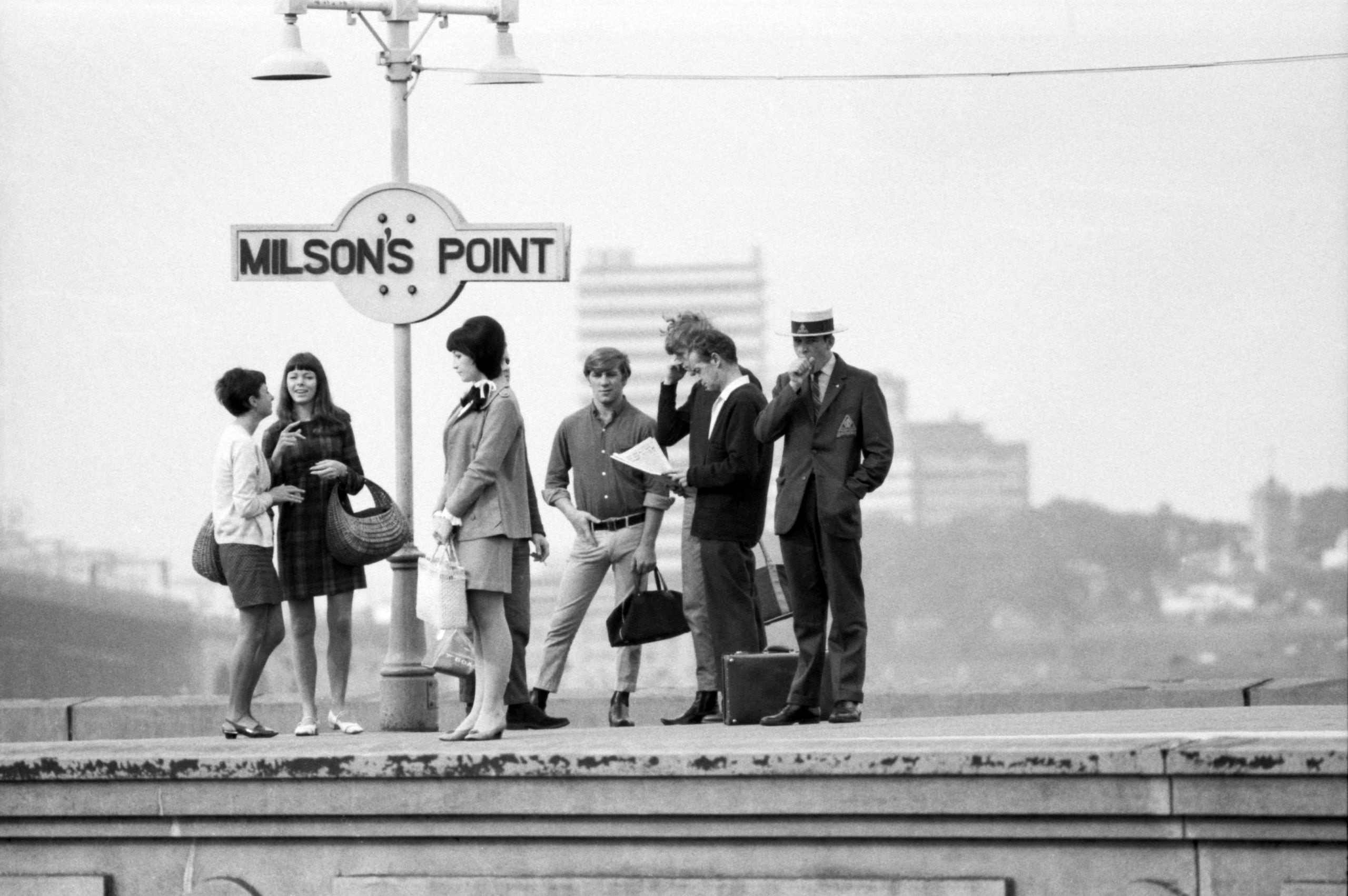Made in Australia / David Mist デイビット・ミスト Miniskirts, beehives and boaters make for a memorable image