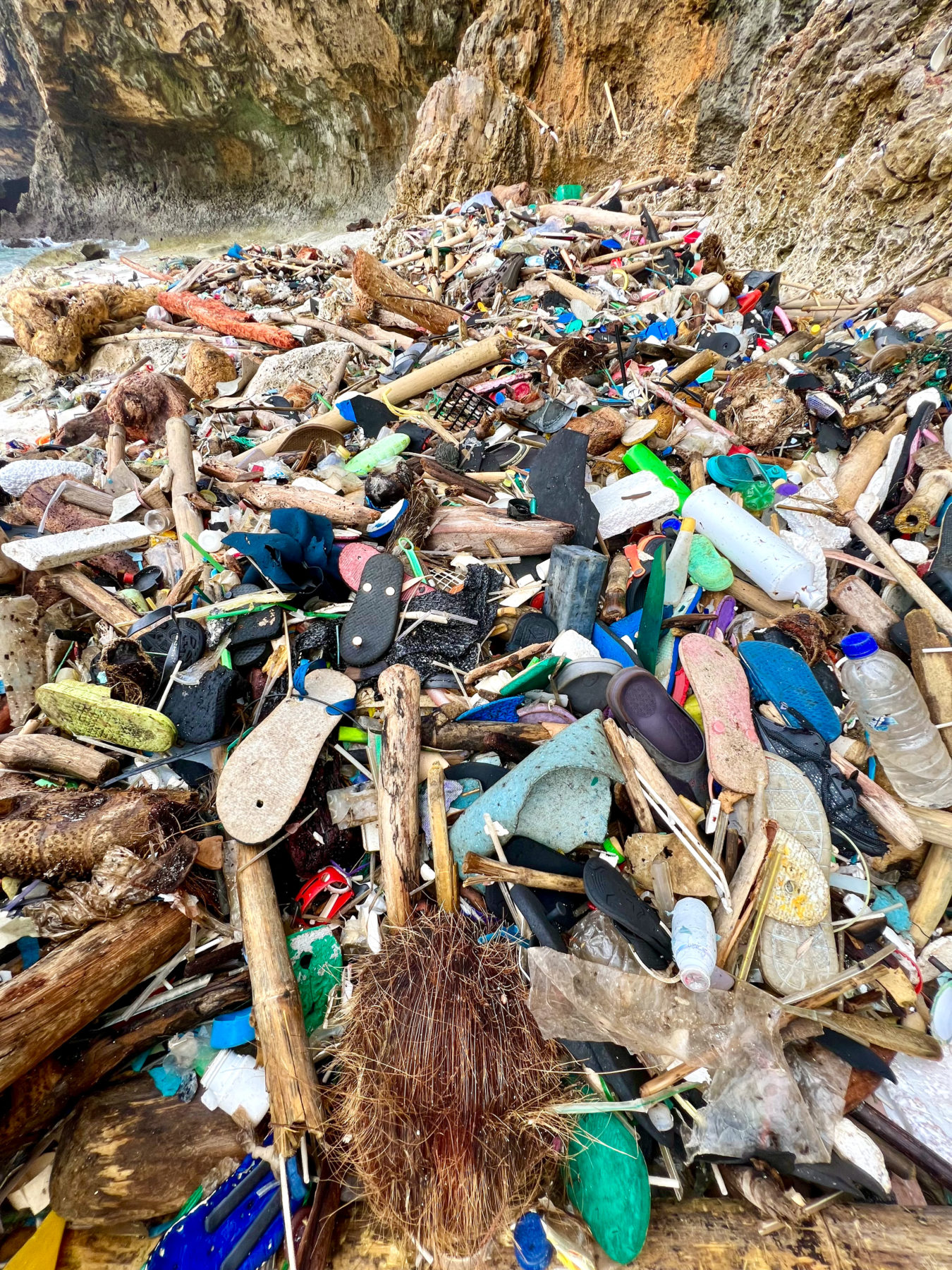 Drowning in plastic on Christmas Island - Australian Geographic