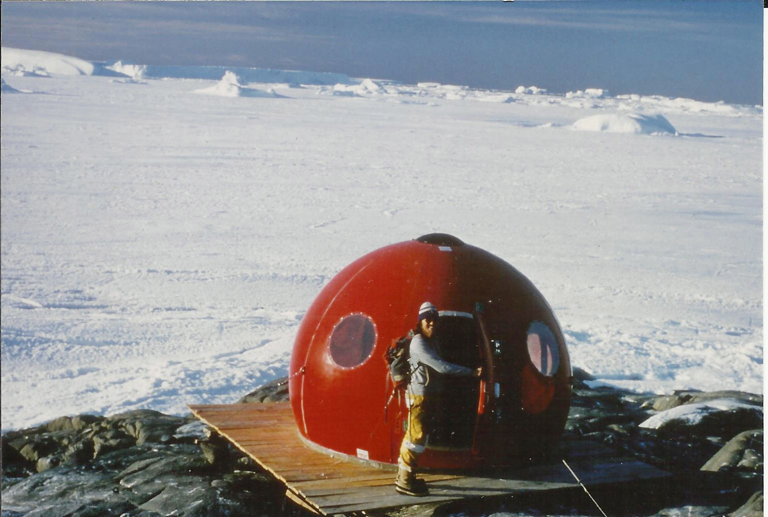 40 years on ingenious Tassiemade igloos are found all around the world Australian Geographic