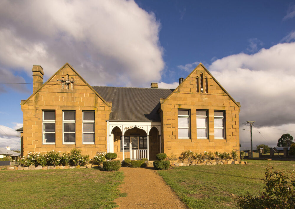 A complete guide to Oatlands, TAS Australian Geographic