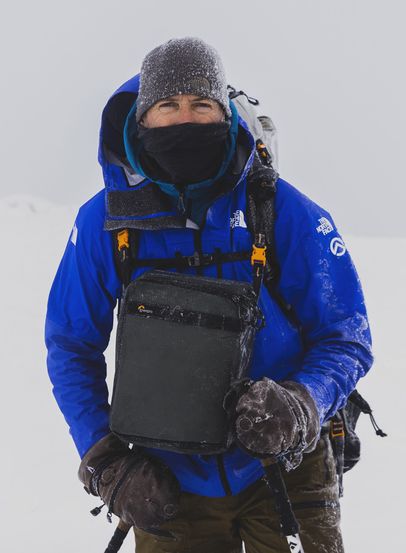 lowepro gloves