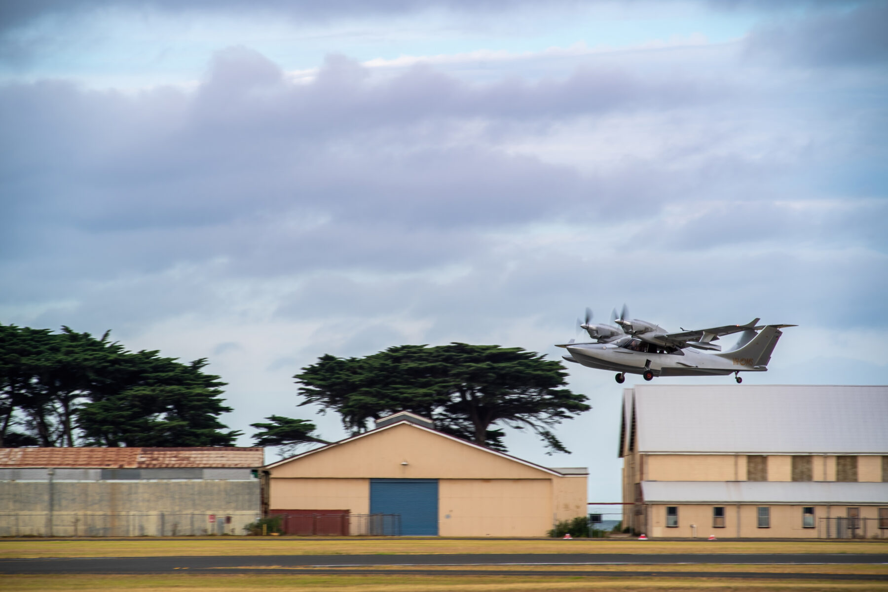 Michael Smith, 2016 Adventurer of the Year takes off in his Chaika LLC L65 Seabear Southern Sun as he leaves RAAF Base Point Cook to recreate the first circumnavigation by air of Australia that took place 100 years ago.   *** Local Caption *** Adventurer, Michael Smith is flying solo around the Australian coastline to
commemorate the 100th anniversary of the first flight around Australia by Air Forces acting Chief of the Air Staff, Wing Commander S.J. (Jimmy) Goble, and pilot, Flying Officer Ivor McIntyre in the original Fairey IIID seaplane A10-3. Starting from the Royal Australian Air Force (RAAF) base
in Point Cook, outside Melbourne in his seaplane SouthernSun twin engine Chaika LLC L65 Seabear.