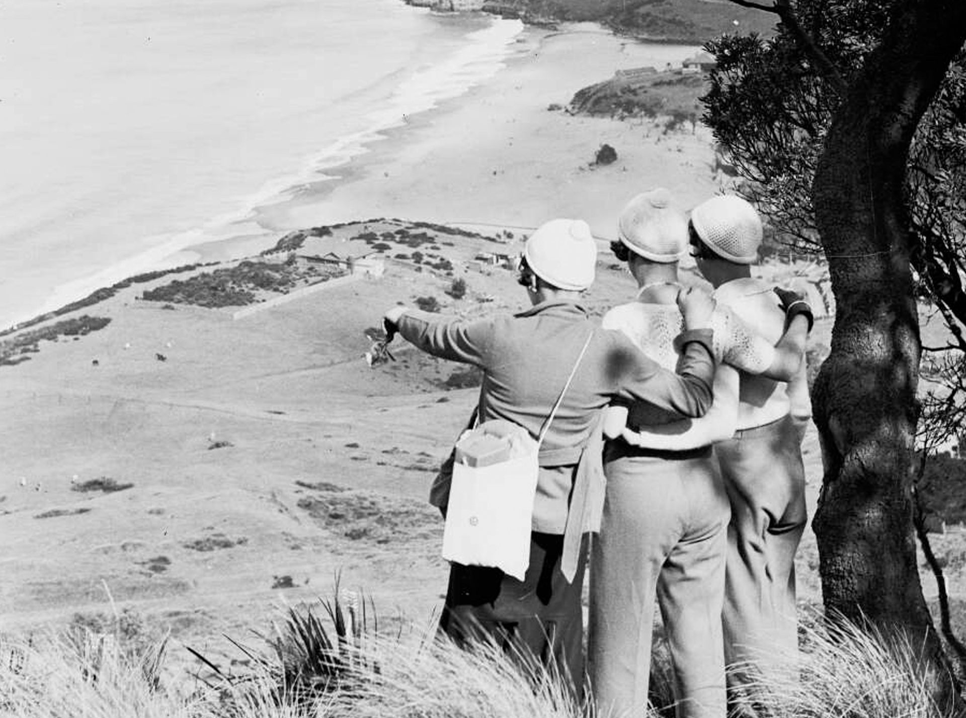 ‘The bush calls us’: the defiant women who demanded a place on the walking track