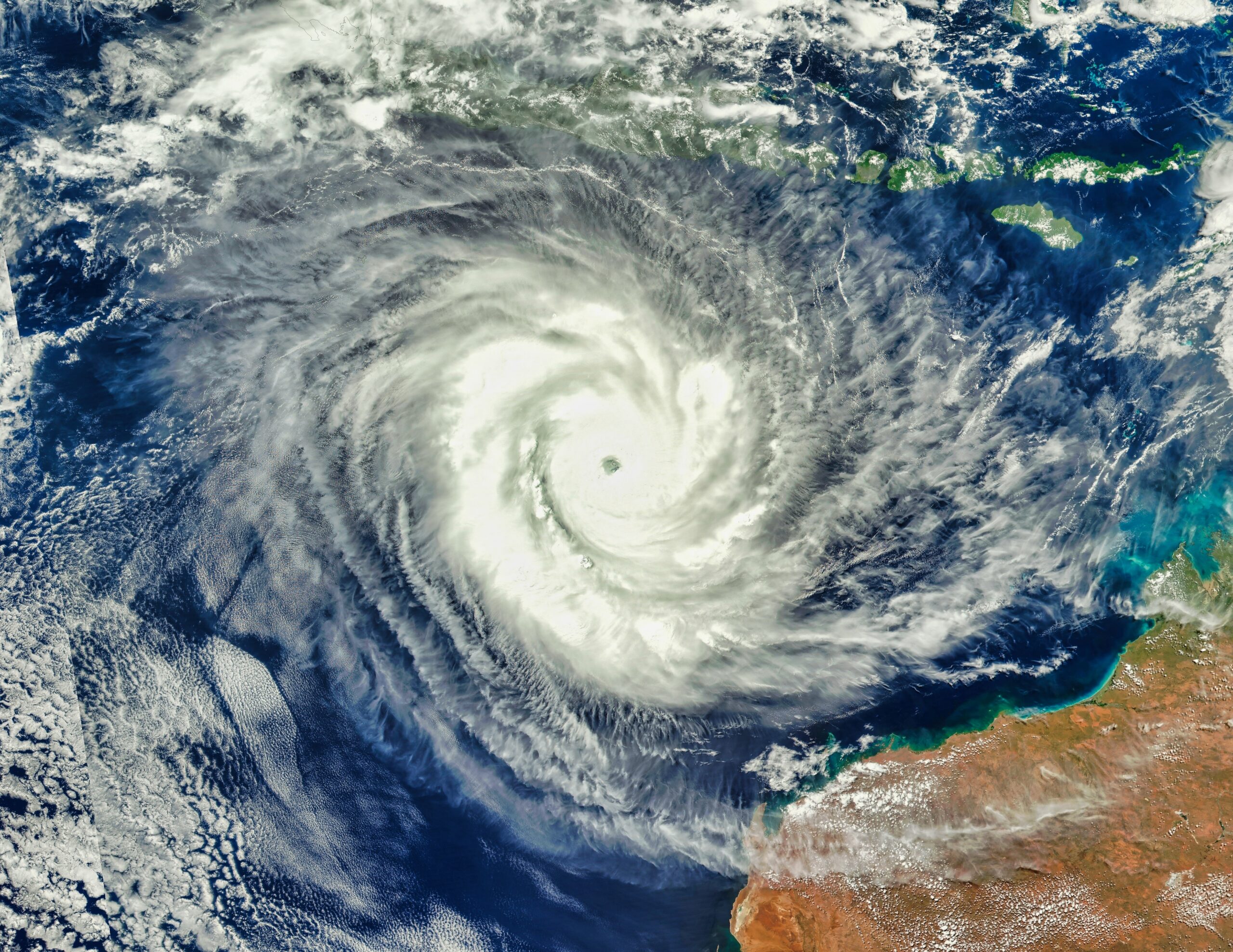 How to prepare for a cyclone
