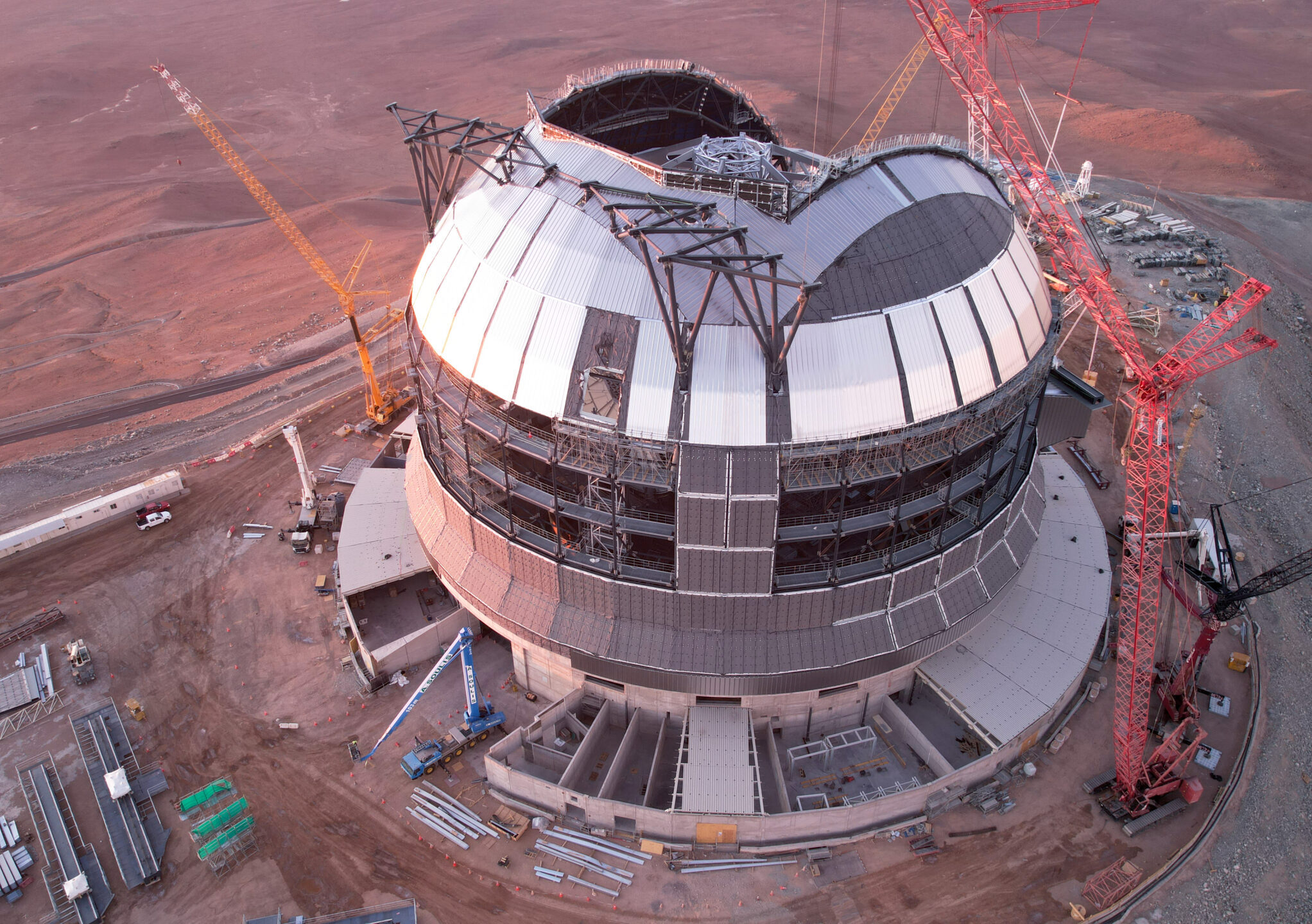Image for article: Australian astronomy at a crossroads