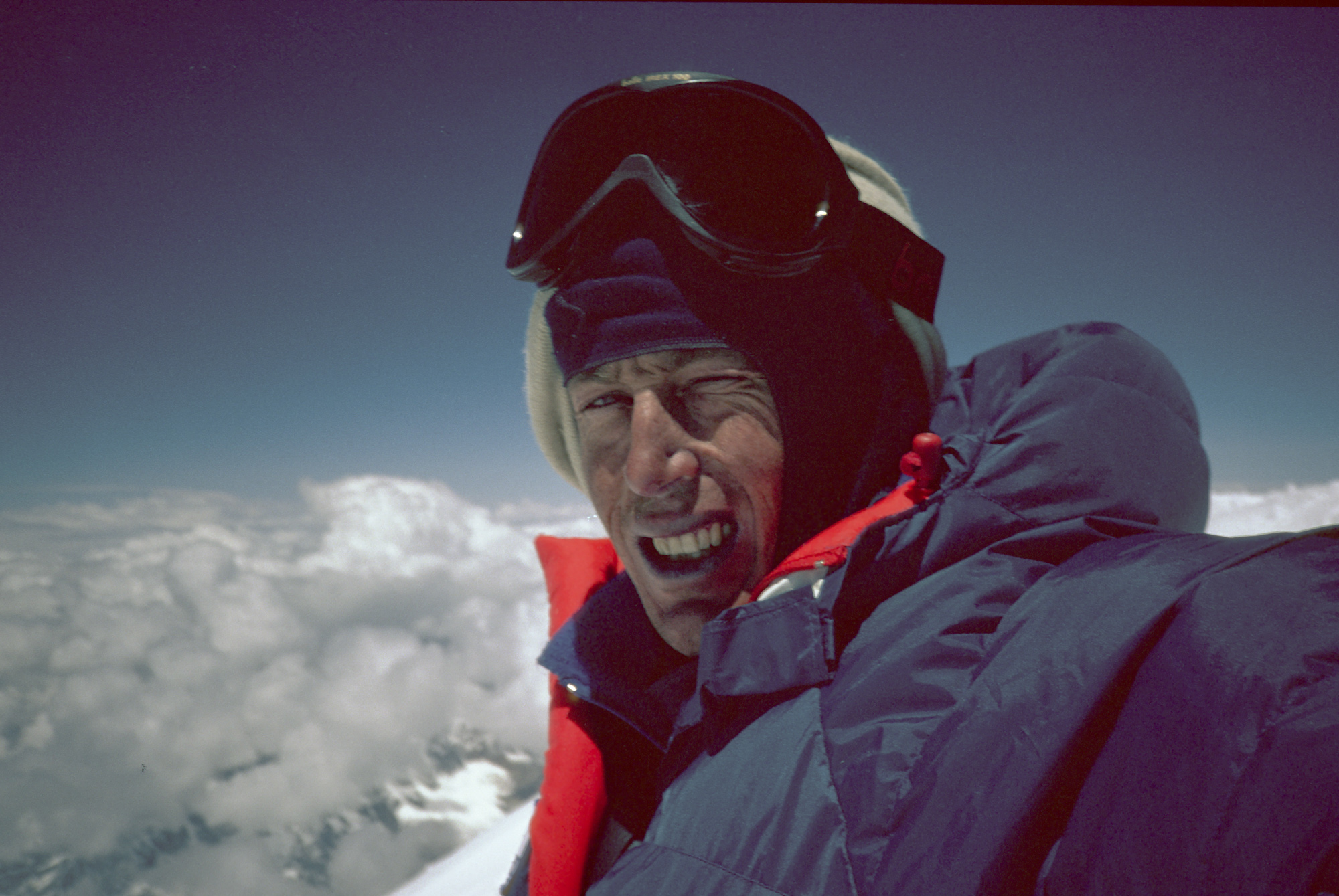Image for article: An extraordinary life: Tim Macartney-Snape and the first ascent of Mt Everest from sea level
